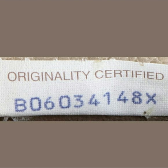 Bottega Veneta Intrecciato Nappa Wallet LIKE NEW. Christmas SALE!! - Picture 6 of 7